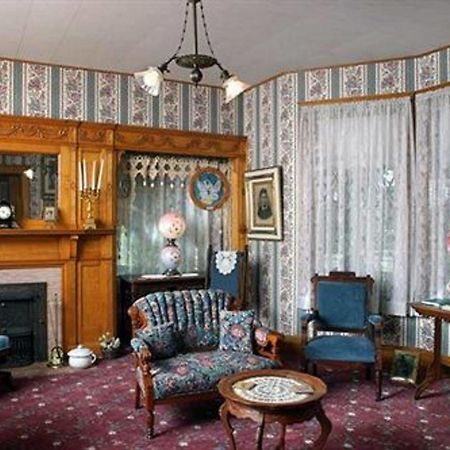 Oakenwald Terrace Hotel Chatfield Ruang foto