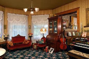 Oakenwald Terrace Hotel Chatfield Bagian luar foto